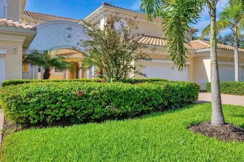 1802 Triano Cir #1802, Venice, FL 34292