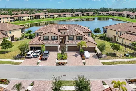 12565 Ghiberti Cir #202, Venice, FL 34293