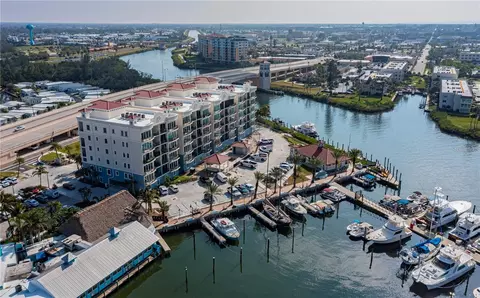 503 N Tamiami Trl #301, Venice, FL 34285