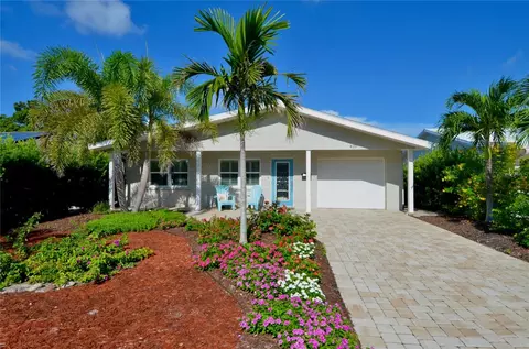420 Riviera St, Venice, FL 34285