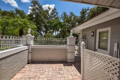 Exterior - 404 Cardiff Rd, Venice, FL 34293 photo 11 of 15