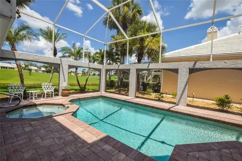 Exterior - 404 Cardiff Rd, Venice, FL 34293 photo 9 of 15