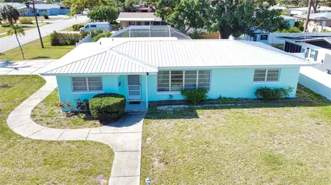 100 Aurora St W, Venice, FL 34285