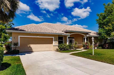 2209 Sonoma Dr E, Nokomis, FL 34275