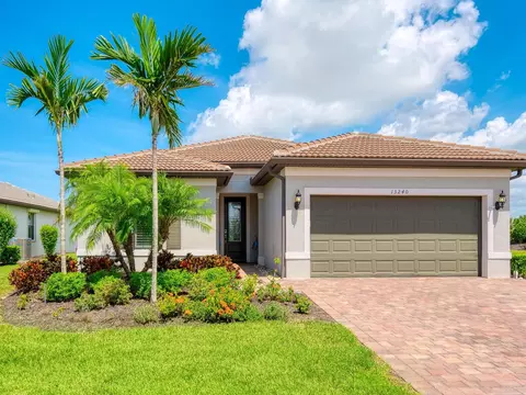 13240 Esposito St, Venice, FL 34293