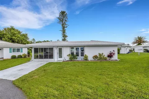576 Circlewood Dr #R-3, Venice, FL 34293