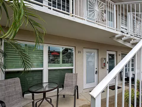 521 W Venice Ave #21, Venice, FL 34285