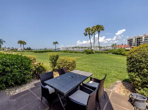 250 Santa Maria St #121, Venice, FL 34285