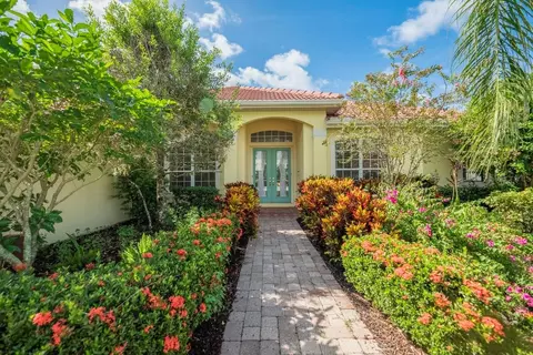 6124 Stillwater Ct, Bradenton, FL 34201