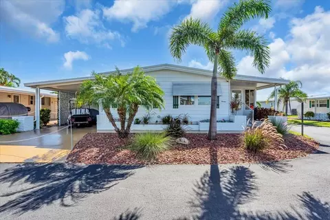 20 N Flora Vista St, Englewood, FL 34223