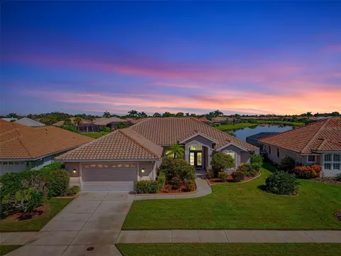 516 Purslane Pt, Venice, FL 34293