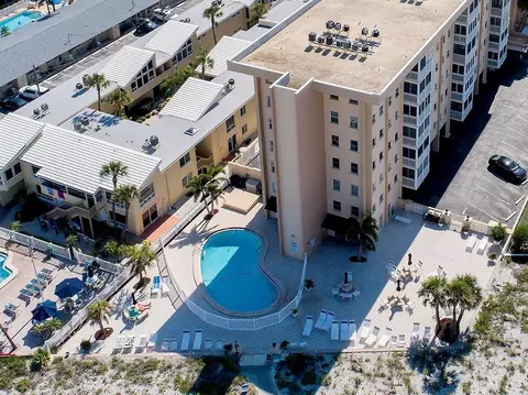 1255 Tarpon Center Dr #505, Venice, FL 34285