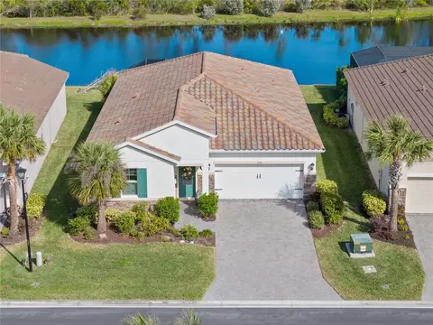 228 Daylily Blvd, Nokomis, FL 34275