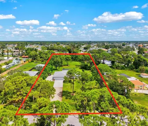 1771 Bridge St, Englewood, FL 34223