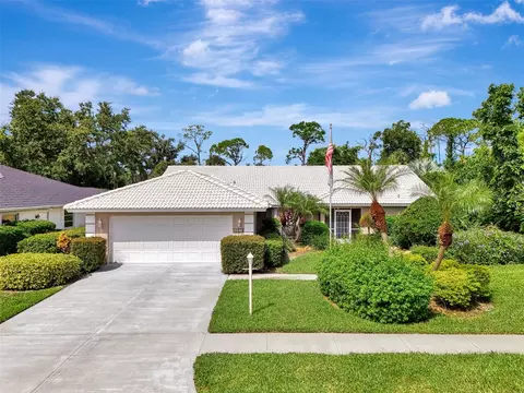 1073 Truman St, Nokomis, FL 34275