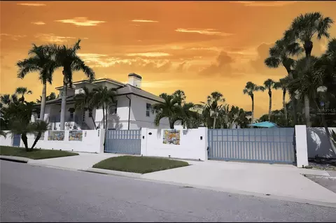 345 Madison Dr, Sarasota, FL 34236