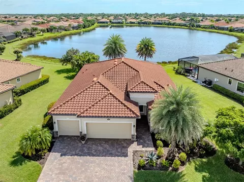 20230 Granlago Dr, Venice, FL 34293