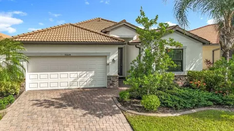 9824 Hilltop Dr, Venice, FL 34292