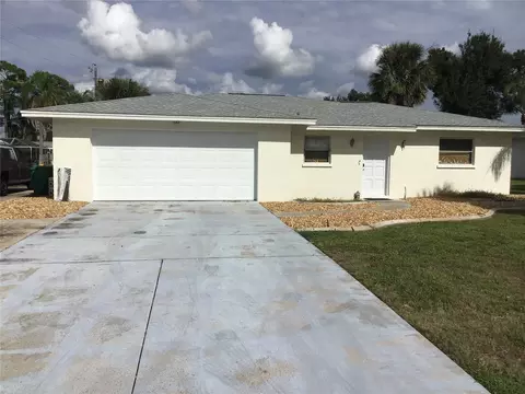 1225 S Oxford Dr, Englewood, FL 34223