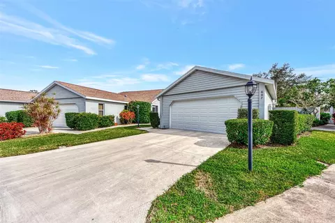 607 Ironwood Cir #160, Venice, FL 34292