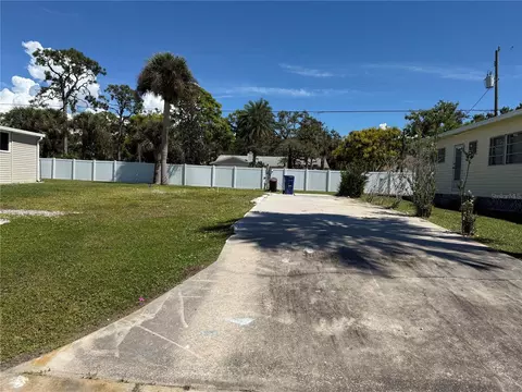 5911 Peony Rd, Venice, FL 34293
