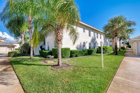 300 Mirabella Cir #202, Venice, FL 34292