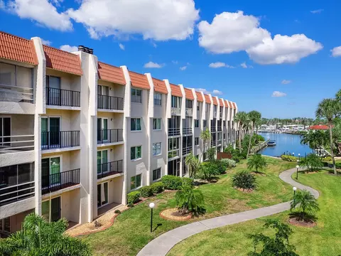 230 Santa Maria St #234, Venice, FL 34285