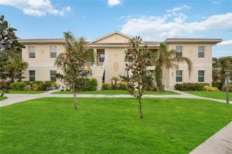 200 Gardens Edge Dr #223, Venice, FL 34285