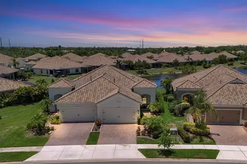 21649 Avon Park Ct, Venice, FL 34293