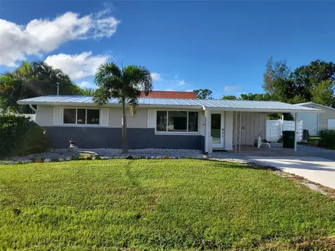 1635 David Pl, Englewood, FL 34223