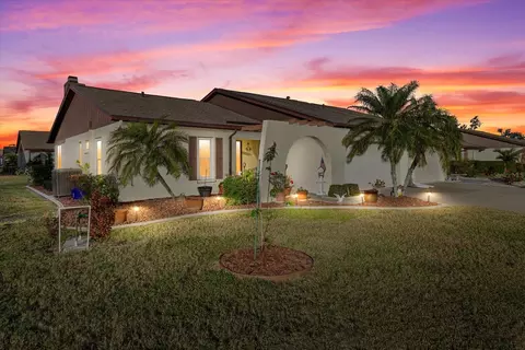 508 Foxwood Blvd, Englewood, FL 34223