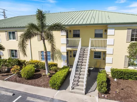944 Capri Isles Blvd #103, Venice, FL 34292