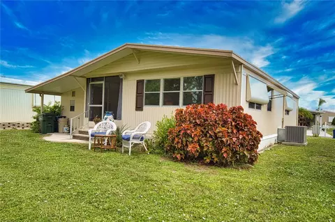 236 N Fiji Cir, Englewood, FL 34223