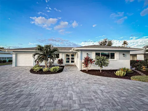 520 Verdi St, Venice, FL 34285