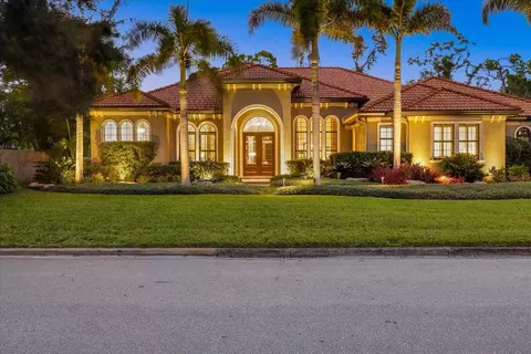 612 Armada Rd S, Venice, FL 34285