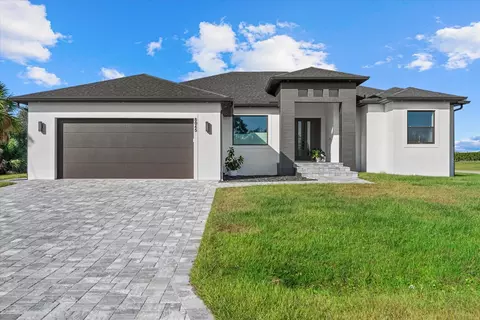 8045 Bosco Rd, Port Charlotte, FL 33981
