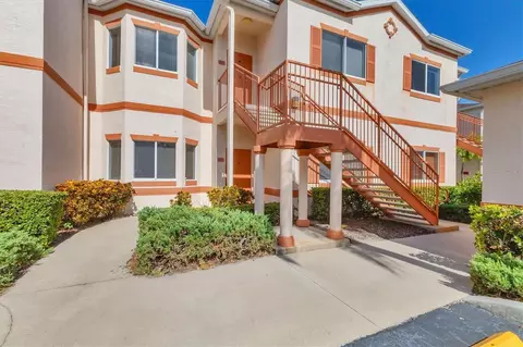 3921 Mediterranea Cir #212, Sarasota, FL 34233