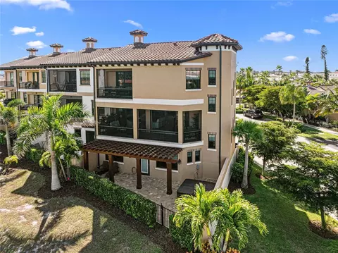 Exterior - 205 E Venice Ave, Venice, FL 34285 photo 20 of 21
