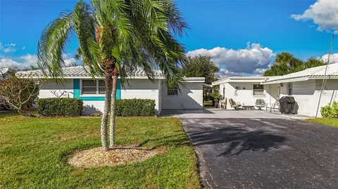 1523 Lakeside Dr #15, Venice, FL 34293