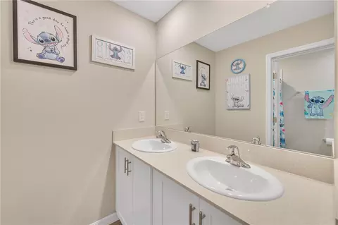 Bath - 12710 Hysmith Loop, Parrish, FL 34219 photo 3 of 4