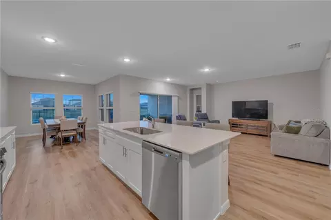 Kitchen - 12710 Hysmith Loop, Parrish, FL 34219 photo 1 of 2