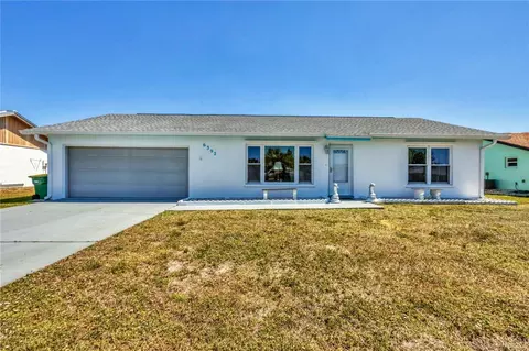 6392 Coliseum Blvd, Port Charlotte, FL 33981
