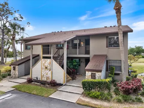 925 Capri Isles Blvd #4, Venice, FL 34292