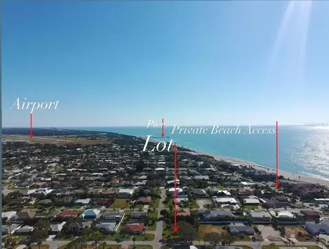 702 Hibiscus Dr, Venice, FL 34285