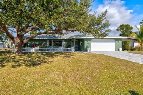 1316 Fir Ave, Venice, FL 34285