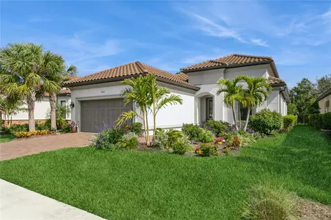 5665 Piccolo St, Nokomis, FL 34275