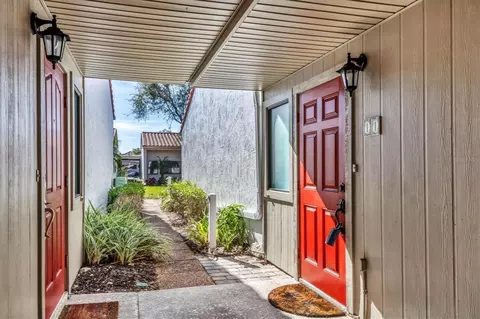 500 Park Blvd S #11, Venice, FL 34285