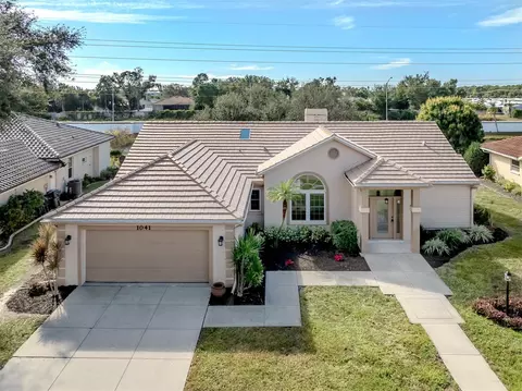 1041 Truman St, Nokomis, FL 34275