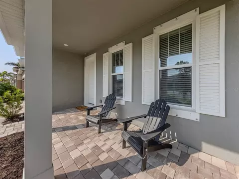 Exterior - 20285 Symphony Pl, Venice, FL 34293 photo 2 of 13