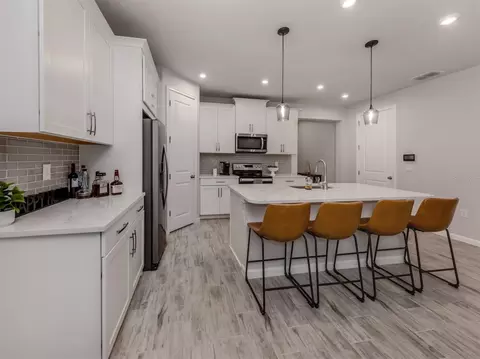 Kitchen - 20285 Symphony Pl, Venice, FL 34293 photo 2 of 2